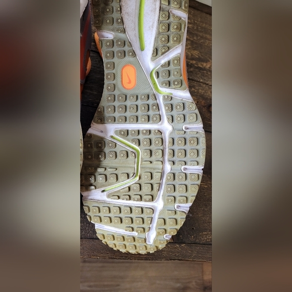 Womens Nike Sneakers - Picture 9 of 12